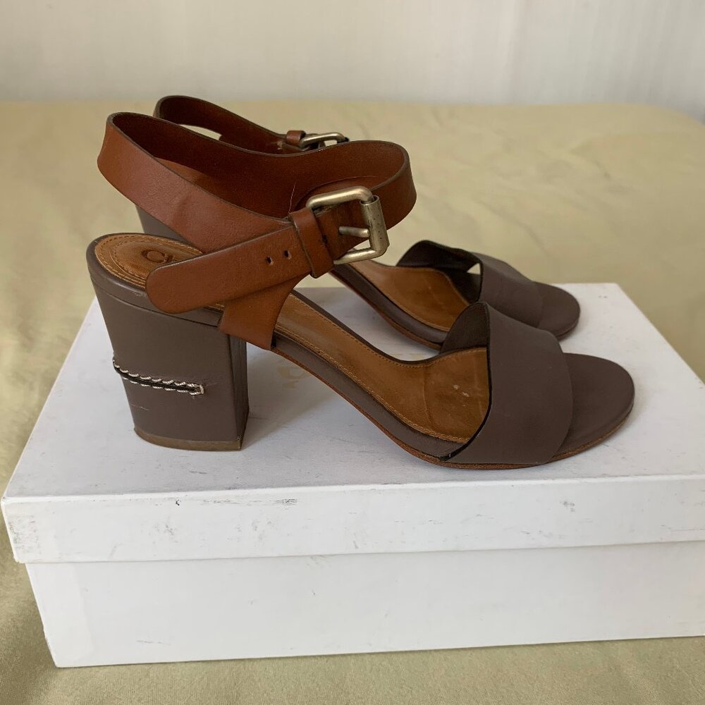 CHLOE Women's Two-Tone Leather Block Heel Ankle Strap Sandal